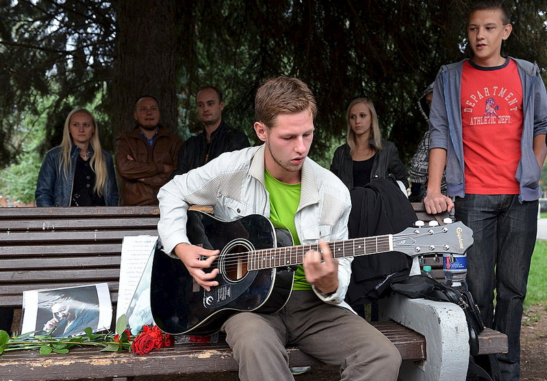 click for enlarge 1000 X 697 243.1 Kb picture