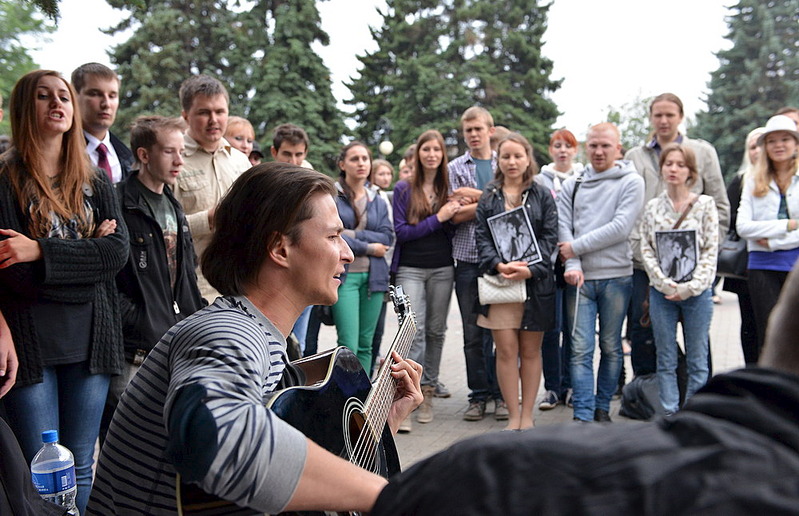 click for enlarge 1000 X 646 194.3 Kb picture