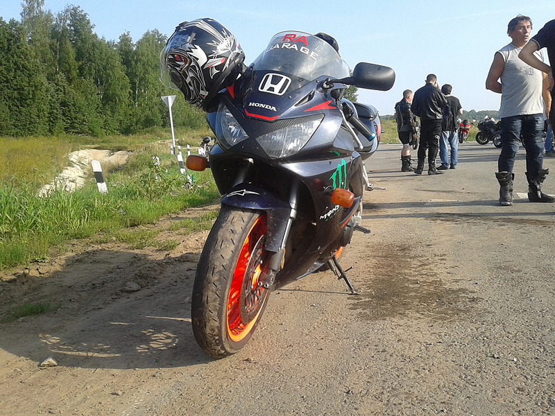 click for enlarge 1920 X 1440 958.8 Kb picture