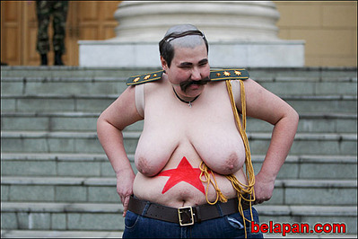 click for enlarge 550 X 367 63.4 Kb picture