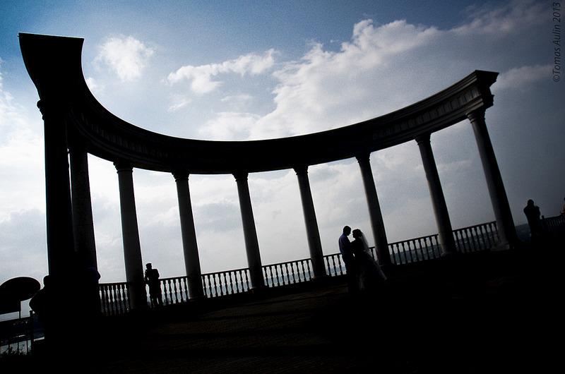 click for enlarge 1200 X 795 610.7 Kb picture