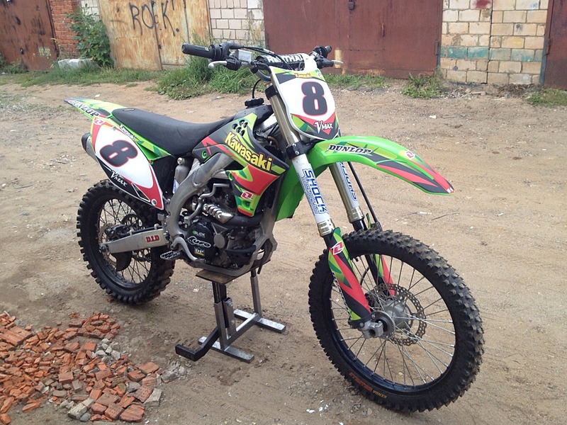 click for enlarge 1920 X 1440 724.8 Kb picture