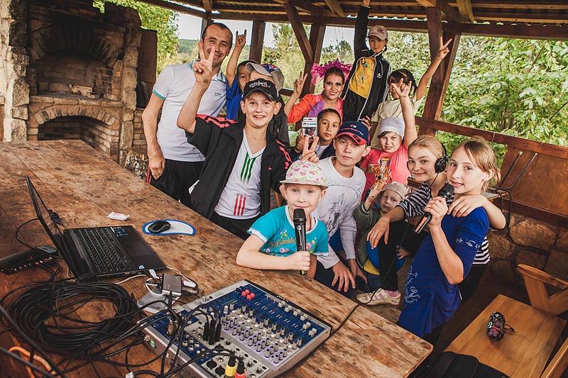 click for enlarge 1920 X 1280 856.0 Kb picture