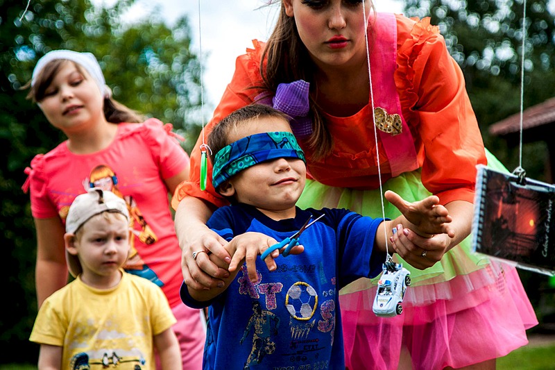 click for enlarge 1920 X 1280 565.4 Kb picture