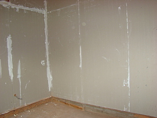 click for enlarge 640 X 480 91.1 Kb picture