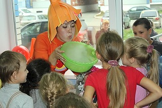 click for enlarge 500 X 333 60.5 Kb picture
