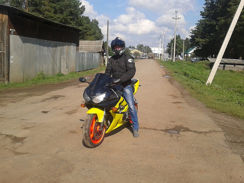 click for enlarge 1920 X 1440 716.8 Kb picture