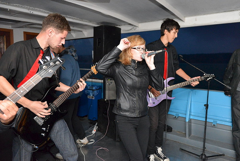 click for enlarge 1000 X 670 199.2 Kb picture