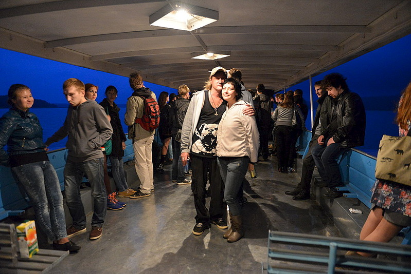 click for enlarge 1000 X 668 191.3 Kb picture