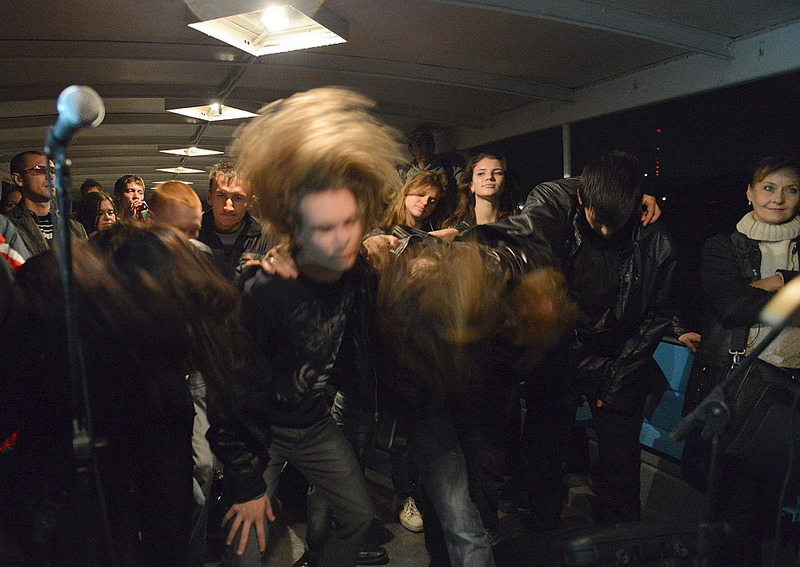 click for enlarge 1000 X 709 174.3 Kb picture