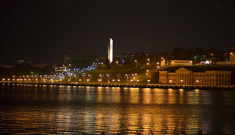 click for enlarge 1000 X 577 184.6 Kb picture