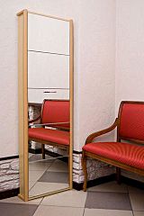 click for enlarge 320 X 480  20.4 Kb picture