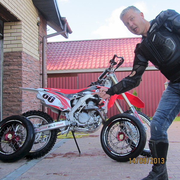 click for enlarge 1920 X 1920 882.1 Kb picture