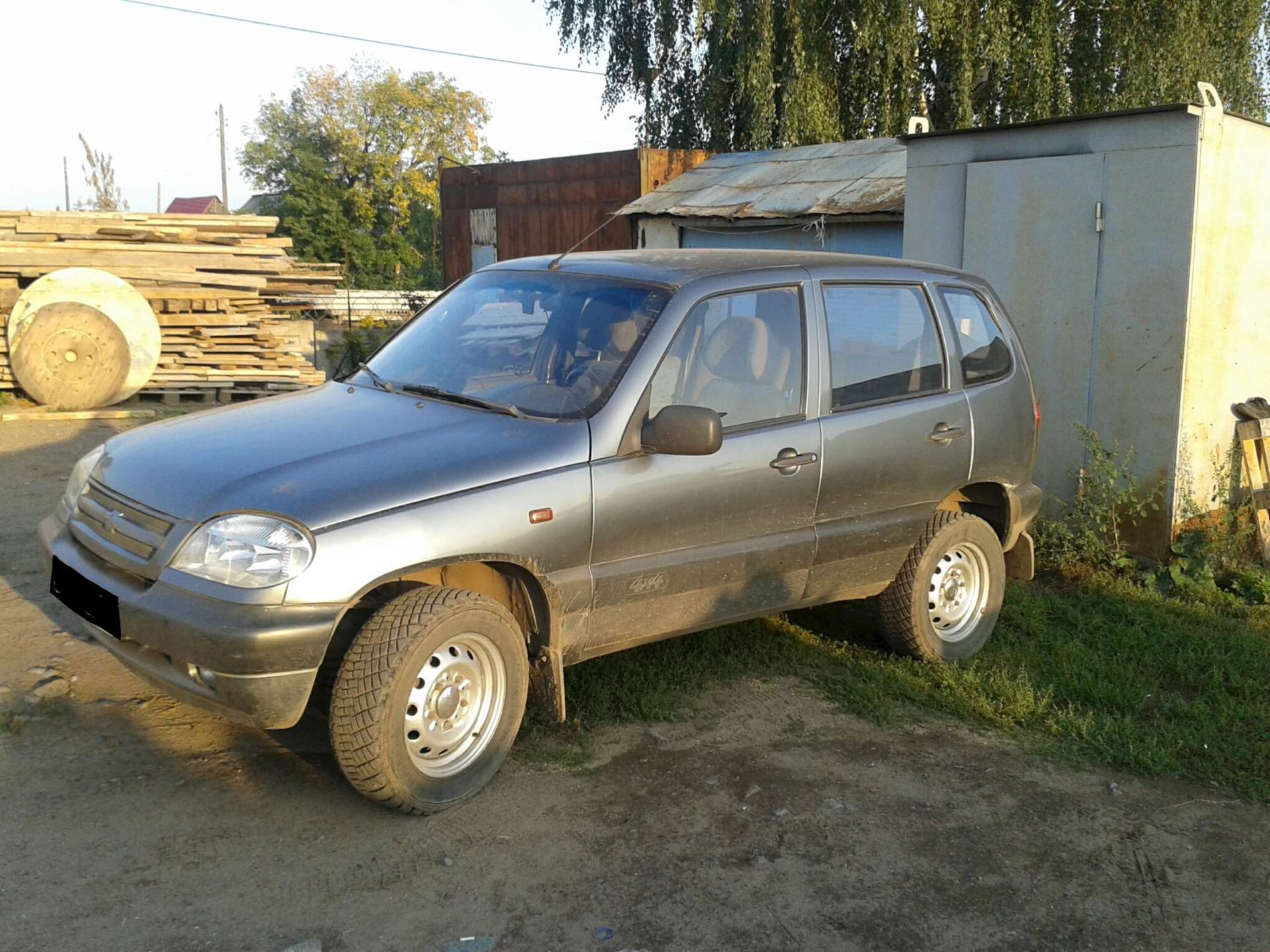 Шевроле Нива 2004