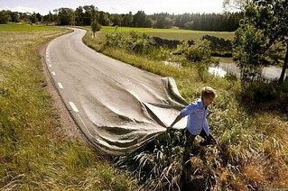 click for enlarge 600 X 399  92.9 Kb picture