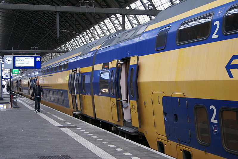 click for enlarge 1920 X 1285 619.1 Kb picture