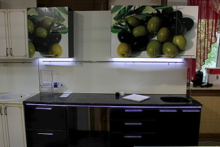 click for enlarge 1920 X 1280 462.7 Kb picture