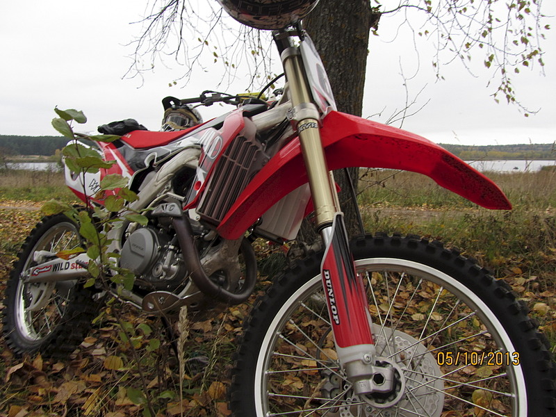 click for enlarge 1920 X 1440 677.6 Kb picture