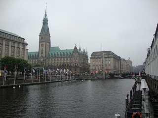 click for enlarge 1920 X 1440 241.1 Kb picture