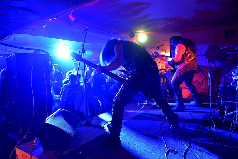 click for enlarge 1000 X 668 188.8 Kb picture