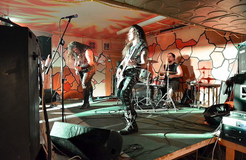 click for enlarge 1000 X 651 243.1 Kb picture