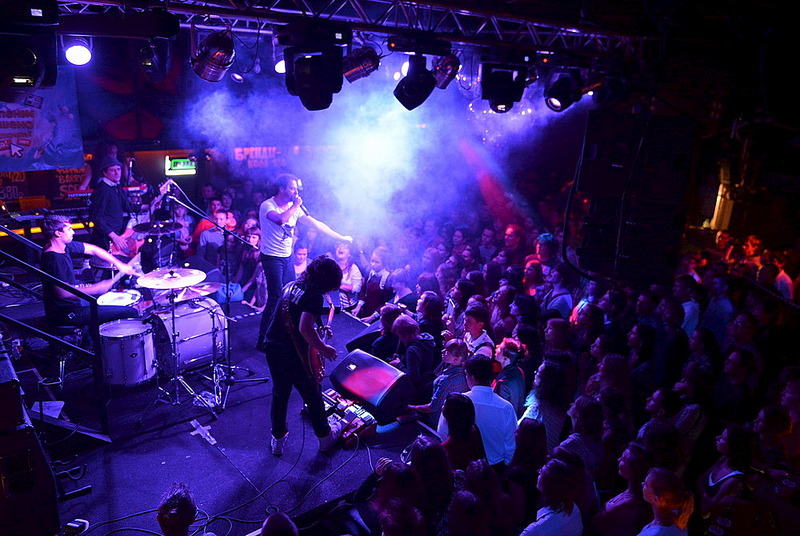 click for enlarge 1000 X 670 200.8 Kb picture