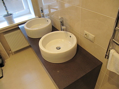 click for enlarge 1920 X 1440 566.7 Kb picture