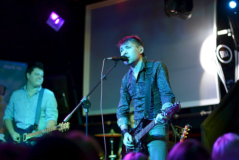 click for enlarge 1000 X 668 149.2 Kb picture