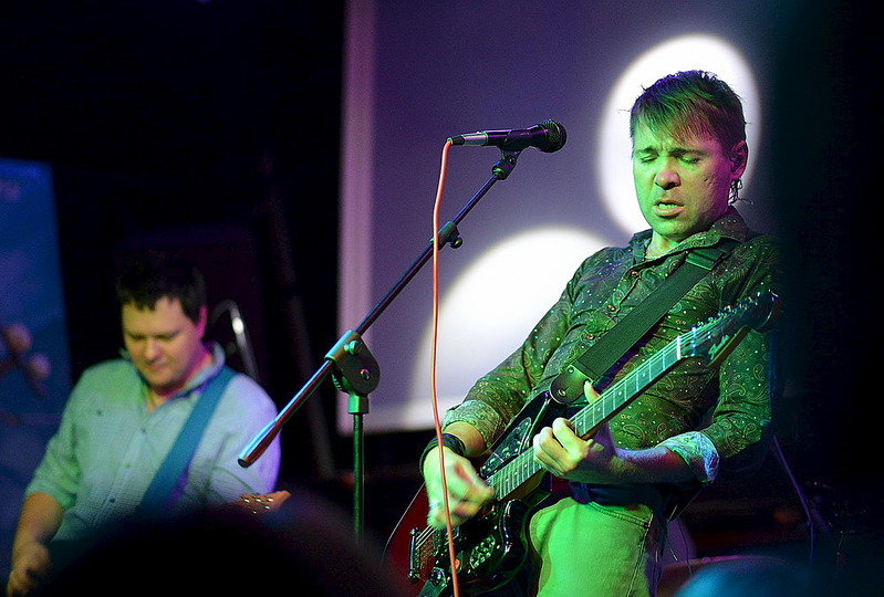 click for enlarge 1000 X 676 164.4 Kb picture