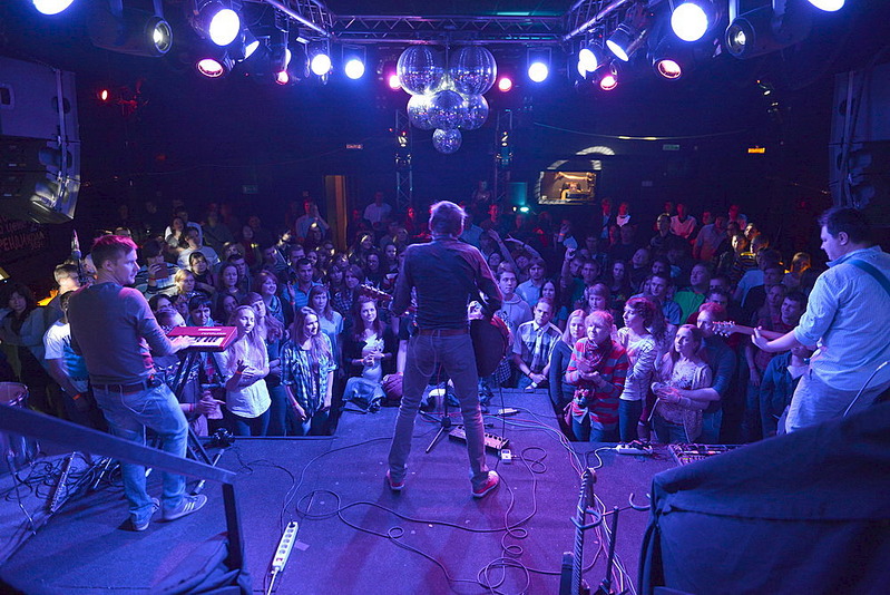 click for enlarge 1000 X 668 226.5 Kb picture