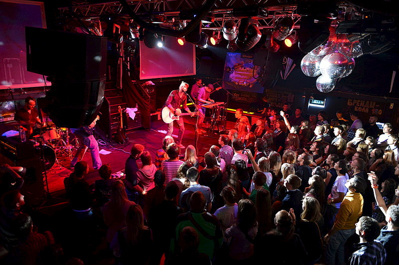 click for enlarge 1000 X 663 223.2 Kb picture