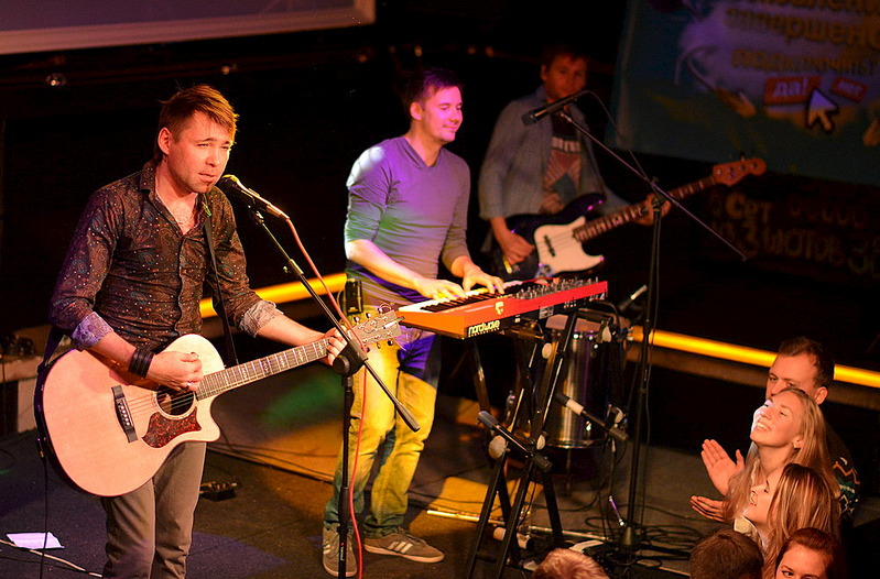 click for enlarge 1000 X 658 192.7 Kb picture