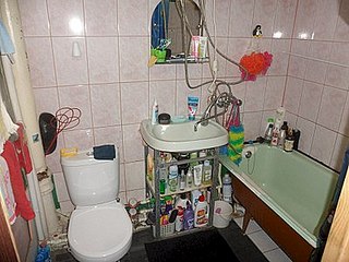 click for enlarge 400 X 300 33.4 Kb picture