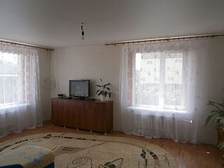 click for enlarge 800 X 600 52.7 Kb picture