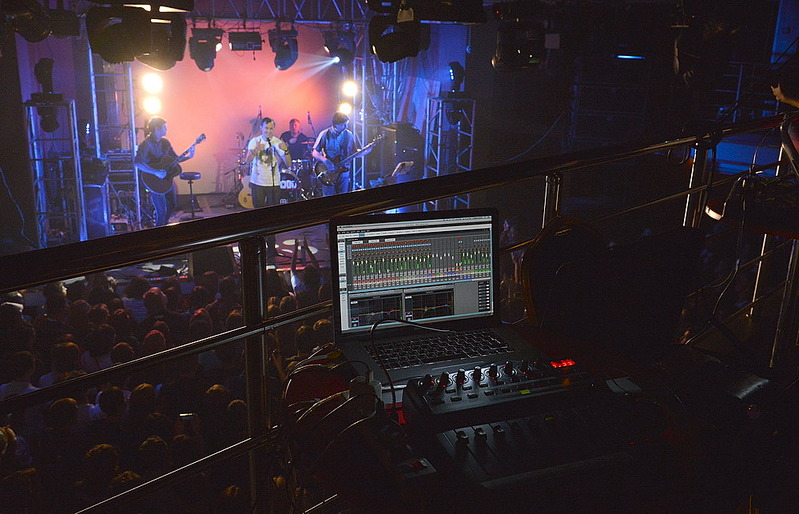 click for enlarge 1000 X 643 168.5 Kb picture