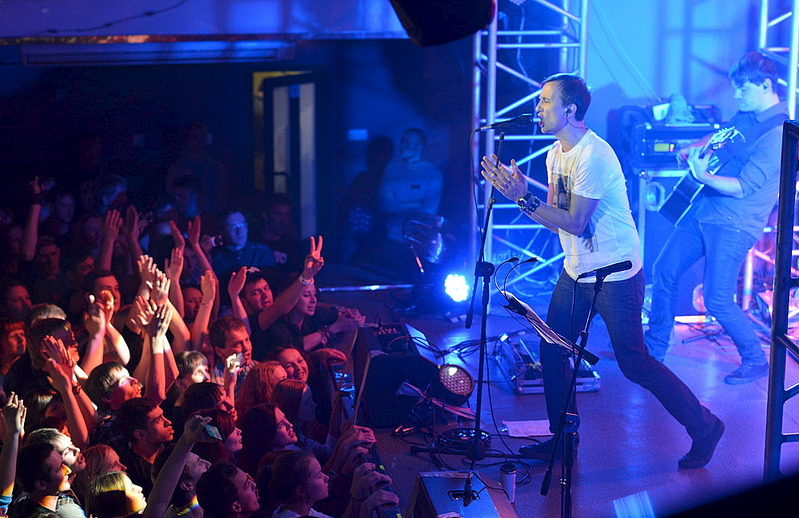 click for enlarge 1000 X 648 189.8 Kb picture