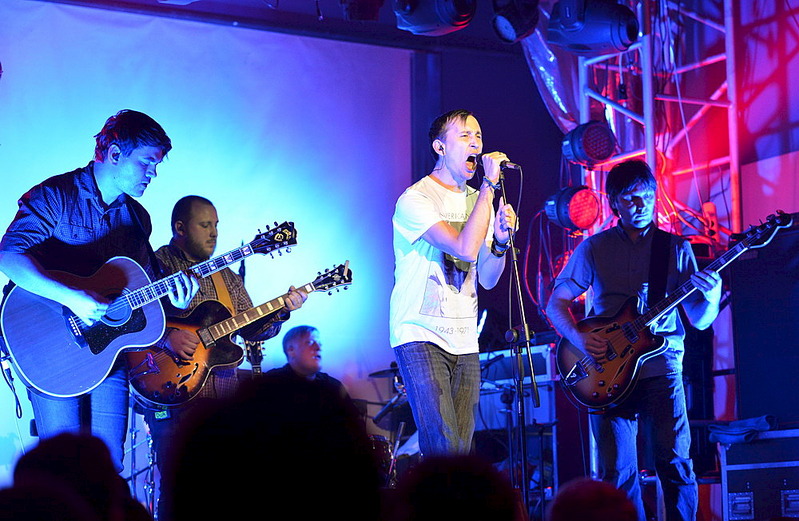 click for enlarge 1000 X 652 202.4 Kb picture