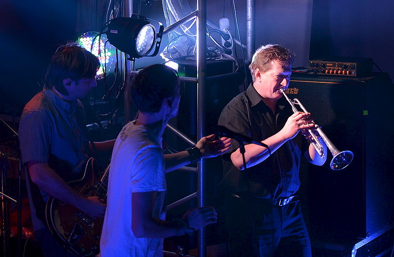 click for enlarge 1000 X 652 161.6 Kb picture