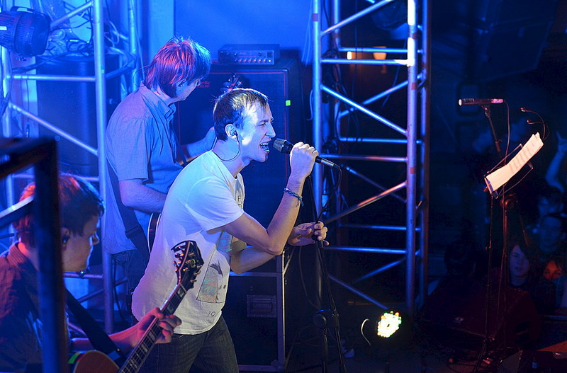 click for enlarge 1000 X 659 172.8 Kb picture