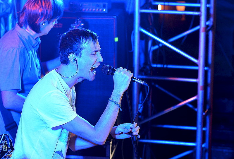 click for enlarge 1000 X 679 185.3 Kb picture