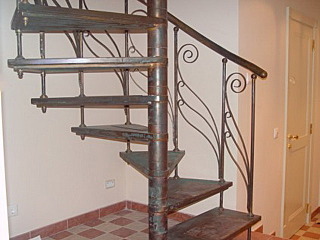 click for enlarge 640 X 480 70.3 Kb picture