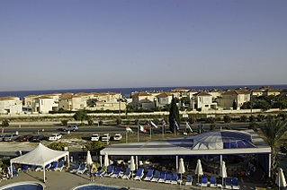 650 X 432 126.6 Kb 650 X 433 139.2 Kb 1920 X 1280 511.8 Kb 650 X 433 117.9 Kb 1920 X 1442 421.0 Kb   