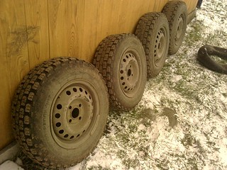 1920 X 1440 687.0 Kb      --iii, 13r