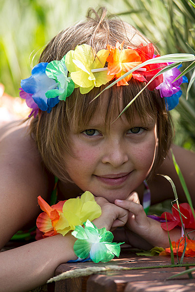 800 X 1200 219.4 Kb 800 X 900 156.0 Kb 1200 X 800 278.7 Kb  Tamron 70-200 2.8 Canon (   Canon 50 1.4)