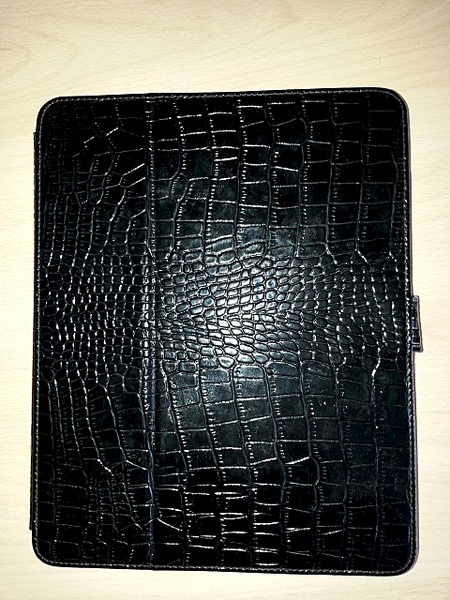 1920 X 2560 505.6 Kb  iPad 1 64g 3G Wi-Fi