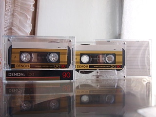 1024 X 768 297.2 Kb   - :      DENON  