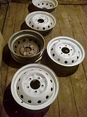 1536 X 2048 653.9 Kb     R15   .