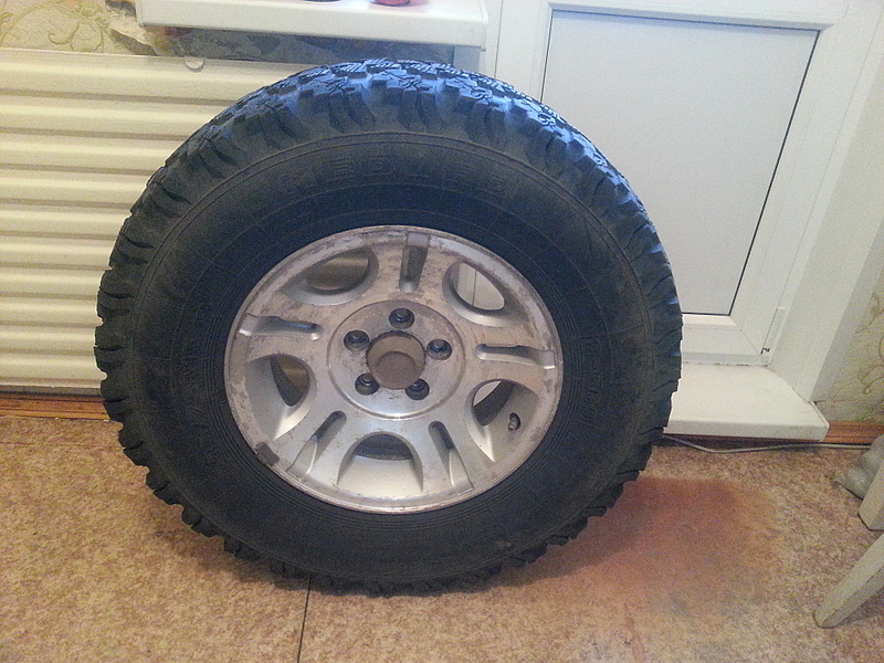 1920 X 1440 252.8 Kb       R15 235*75