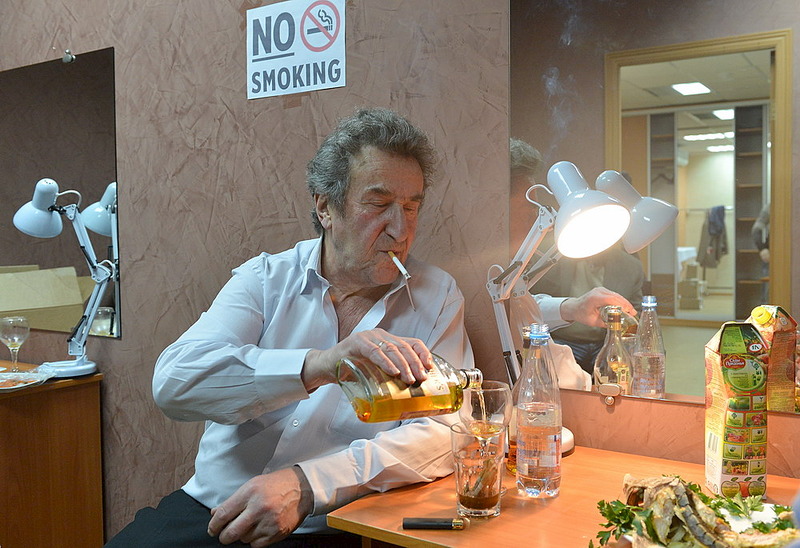 1000 X 685 197.2 Kb 1000 X 667 165.7 Kb взгляд со сцены