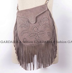 784 X 796 147.9 Kb 685 X 667 117.4 Kb 717 X 723 121.0 Kb  